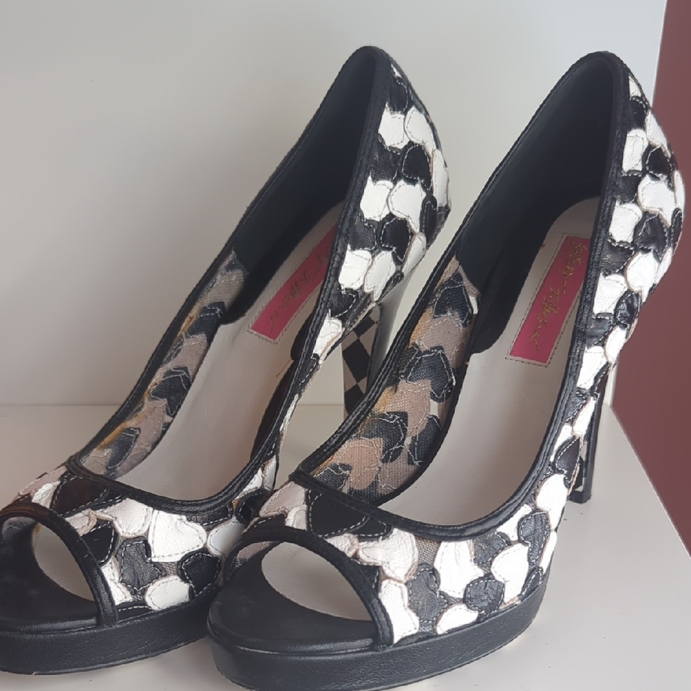 Stylish Black and White Peep-Toe Heels